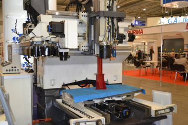 endüstriyel makine, Endüstri/sanayii donatımı, endüstriyel tesis ve makine aletleri, makine tornaları