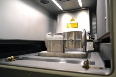 Model lazer sinterleme makine oluşturulan destekler ile çalışma odasında kalır