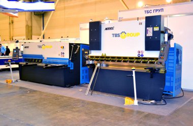 Endüstriyel makine, üretim toplama