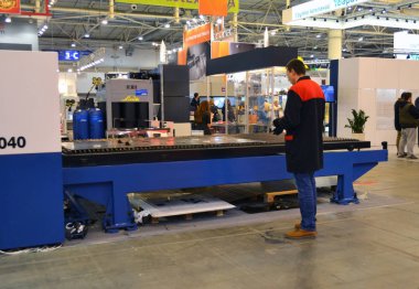 Endüstriyel makine, üretim toplama