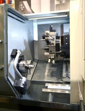 Yakın çekim içinde Torna. Sanayi üretimi.