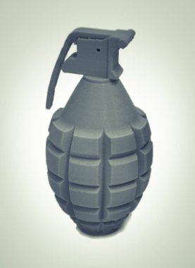 Beyaz arkaplanda izole edilmiş 3d yazıcı tarafından basılan nesneler