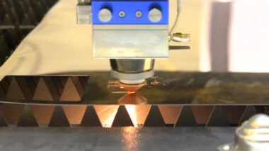 Fiber Lazer makineleri, metal kesme için