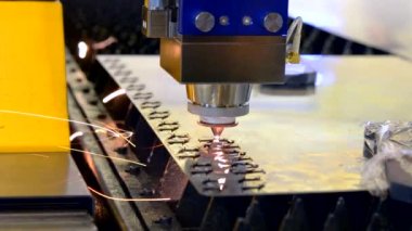 Fiber Lazer makineleri, metal kesme için