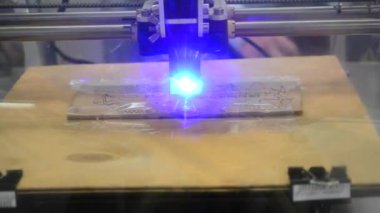 Desen Timelapse 3d yazıcı lazer ışını yakar