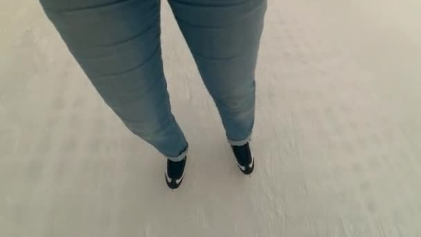 Patines de pista de patinaje — Vídeo de stock