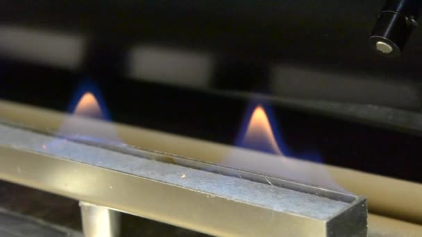 Σύγχρονη βιο fireplot τζάκι αιθανόλη αερίου. Έξυπνες οικολογικές — Αρχείο Βίντεο