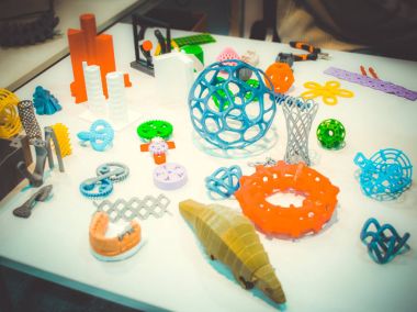 3D yazıcı tarafından yazılan soyut modeller.