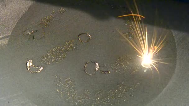 Laserový slinovací stroj na kov. 3D tiskárna tiskový kov. — Stock video