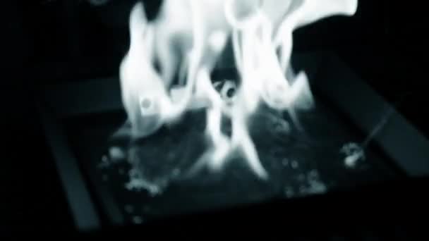 Burning fire flame close up. Biofireplace burn on ethanol gas. — Stok video