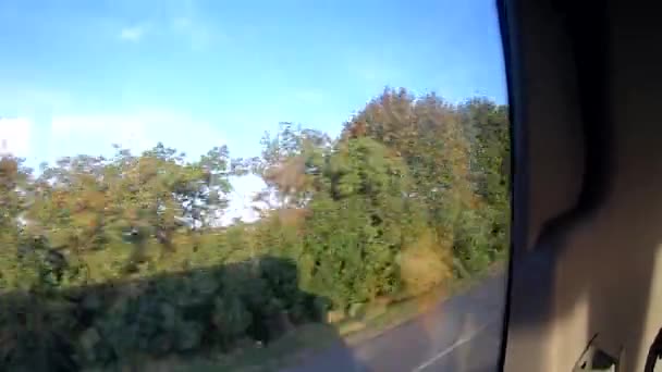 Вид вікна автобуса, що рухається — стокове відео