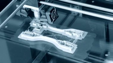 3D yazıcı çalışıyor. Birleşmiş depozito modelleme, FDM. 3B yazıcı yazdırma