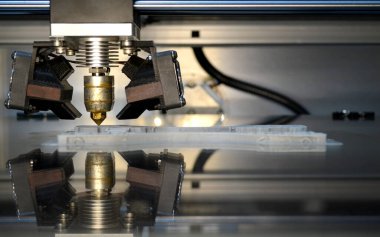 Yazıcı ayna yansıtıcı yüzeyine gri nesneler yazdırıyor