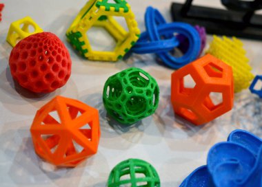 Nesneler 3D yazıcı tarafından yazdırıldı