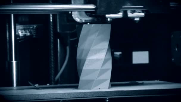 3D打印机正常工作融合沉积模型FDM3D打印机 — 图库视频影像