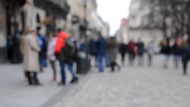 Abstract Defocused wazig Achtergrond van veel mensen op straat — Stockvideo