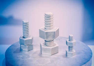 Metal tozundan metal 3D yazıcıya basılmış nesne.