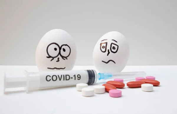 Covid Coronavirus Eggs Drawn Frightened Faces Alcohol Syringe — Stock Photo, Image