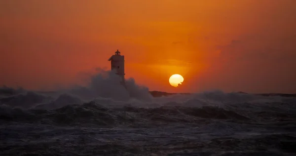 Faro Del Mangiabarche Envuelto Por Las Olas Una Tormenta Viento — Foto de Stock