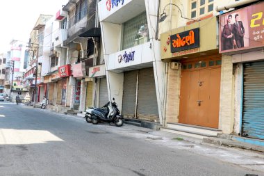  Hindistan 'a kapatıldığında -19 salgın, boş sokak, insan yok, Valsad şehri, Gujarat eyaleti, Hindistan