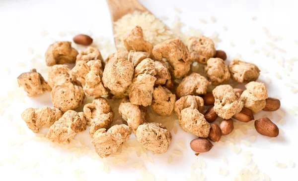 Dokulu bitkisel protein, bir vejetaryen diyet için Soya eti. Studio fotoğraf