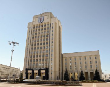 Minsk, Beyaz Rusya - 23 Şubat 2017. Belarus Devlet Üniversitesi Maxim Tank adında. Minsk'te Bağımsızlık Avenue üzerinde bina.