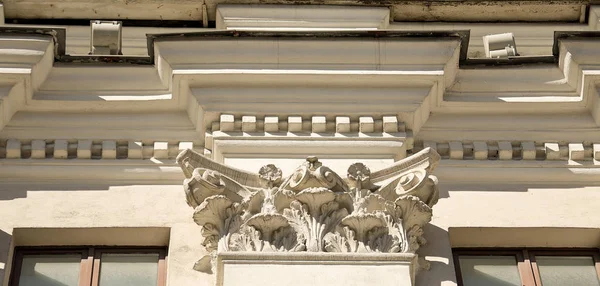 Detalhes arquitetônicos em Minsk — Fotografia de Stock