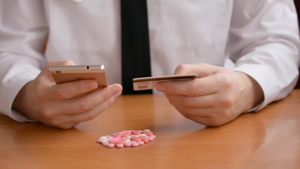 Pillole Online Negozio Concetto Uomo Mani Con Smartphone Acquisto Farmaci — Video Stock