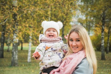 The Mother With Little Daughter