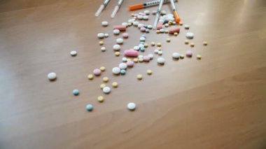 Painkiller pills set