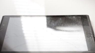 Antiseptik tablet ekranının dezenfeksiyonu