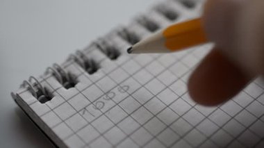 Not Defterini Sayılar ve El Yazısıyla Kapat