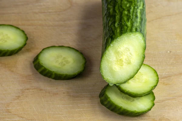 Pepino Tabla Cortar Para Cortar Verduras Primer Plano — Foto de Stock