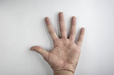 Eller izole, bir dizi insan eli kırpma yolu ile beyaz bir arkaplanda izole jest gösteriyor, rötuş veya grafik tasarım için düşük kontrast.