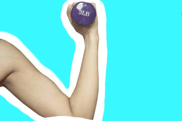 Weibliche Hand Hebt Eine Hantel Fitness Als Lebensstil — Stockfoto