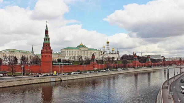 Moskau Russland 2017 Moskauer Kremldamm Rote Gemauerte Kremlmauer Mit Turm — Stockfoto