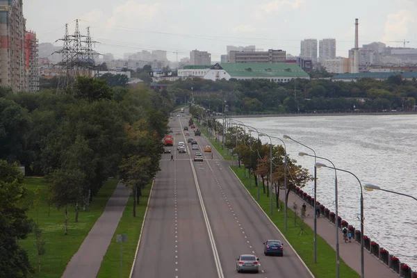 Moskwa Rosja 2019 Widok Góry Nagatinskaya Nasypu Ruchu Drogowego Samochody — Zdjęcie stockowe