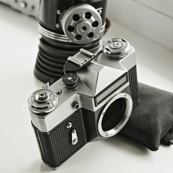 Old Slr Photocamera Body Close Vintage Photo Equipment Black White — Stock Photo, Image