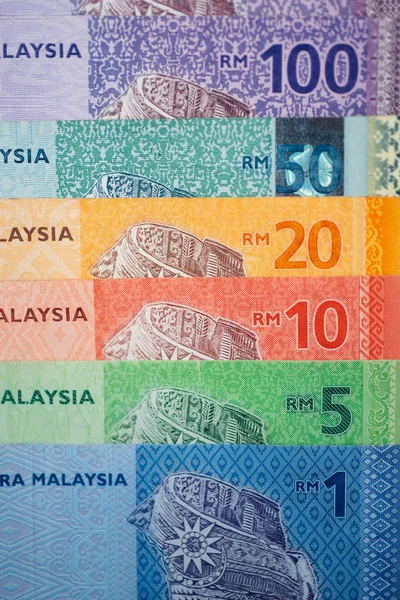 Malezya ringgit banknotlarının Malezya para birimi. 10, 20, 50 ve 100 'lük kağıt para. Mali konsept.