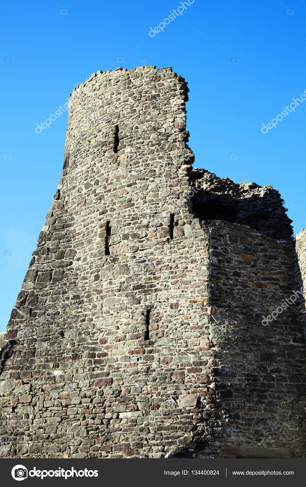 Tower of Carmarthen Castle — Stock Photo © lenschanger 134400824