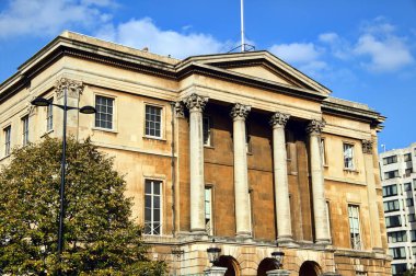 Apsley House olarak da bilinir bir numara