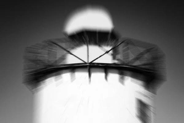 Grúz világítótorony egy zoom burst blur hatás — Stock Fotó