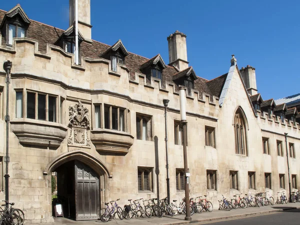 ケンブリッジ イギリス 2009 世紀に設立されたペンブローク カレッジ ケンブリッジ大学は大学のより大きい大学の — ストック写真