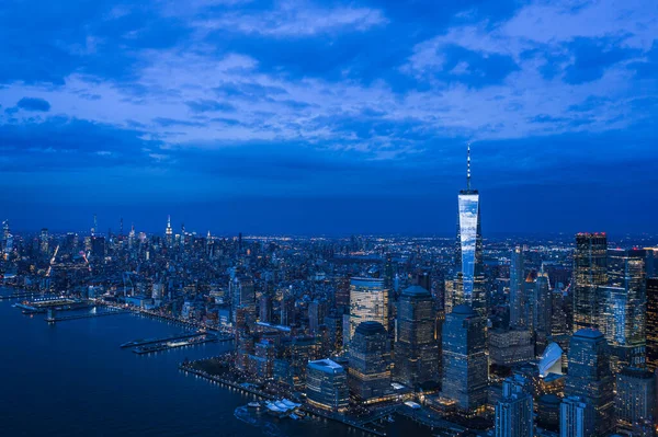 ニューヨーク マンハッタンの空中写真 マンハッタンの金融街ハドソン川を示す — ストック写真