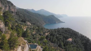 Güzel kayalık Mallorca adasının hava manzarası