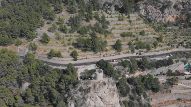 Vista aérea de la hermosa isla rocosa de mallorca — Vídeos de Stock