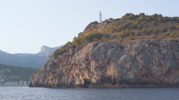 Belas paisagens rochosas da ilha de Maiorca — Vídeo de Stock