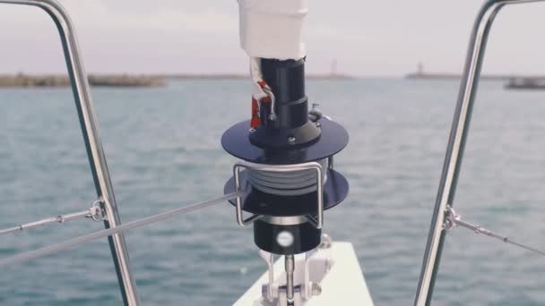 Prachtig uitzicht op de balearische eilanden vanaf een jacht — Stockvideo