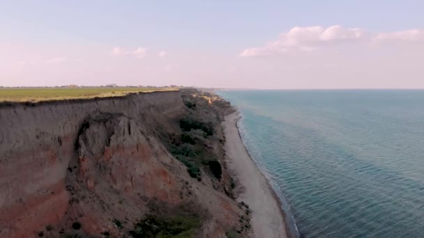 Cliff near the sea — Stock Video