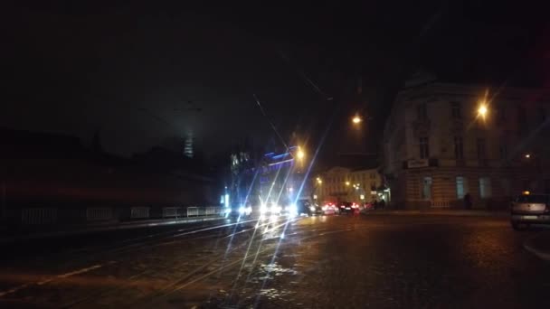 Trafic Automobile Dans Les Rues Ville Nuit — Video